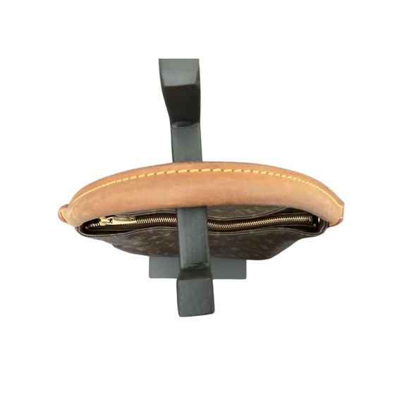 Louis Vuitton Monogram Looping GM Shoulder Bag - Picture 11 of 13